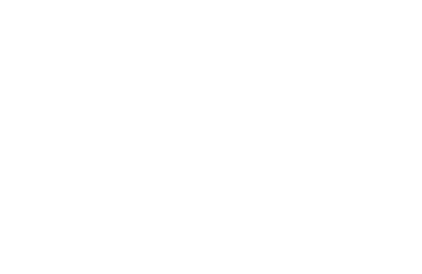 最高の神銀級冒険者を目指し早十年。おちこぼれ銅級冒険者のレントは、ソロで潜った《水月の迷宮》で《龍》と遭遇し、その圧倒的な力の前に為す術なく喰われた。“無能”――それは神より授かったはずの“魔法”を使えない、侮蔑の対象にして悪意の捌け口。天涯孤独の青年・ロードもまた“無能”であり、ある理由から今まさに自ら死を選ぼうとしていた……。しかし絶望の底で、古の王・クラウンと魔族の少女・レヴィに救われ、ロードは自身に宿る強力な力――“生命魔法”を知る。クラウンから数多の“伝説の武具”を託され、レヴィと共に新たな道を歩き始めるロード。彼は何者かに仕組まれた“無能”への悪意と戦うことを決意するが、その方法はあまりにも優しく、そして長く険しい道で……？かつて“無能”と呼ばれた青年が世界を相手取る、赦しと救済の英雄譚が今始まる――！